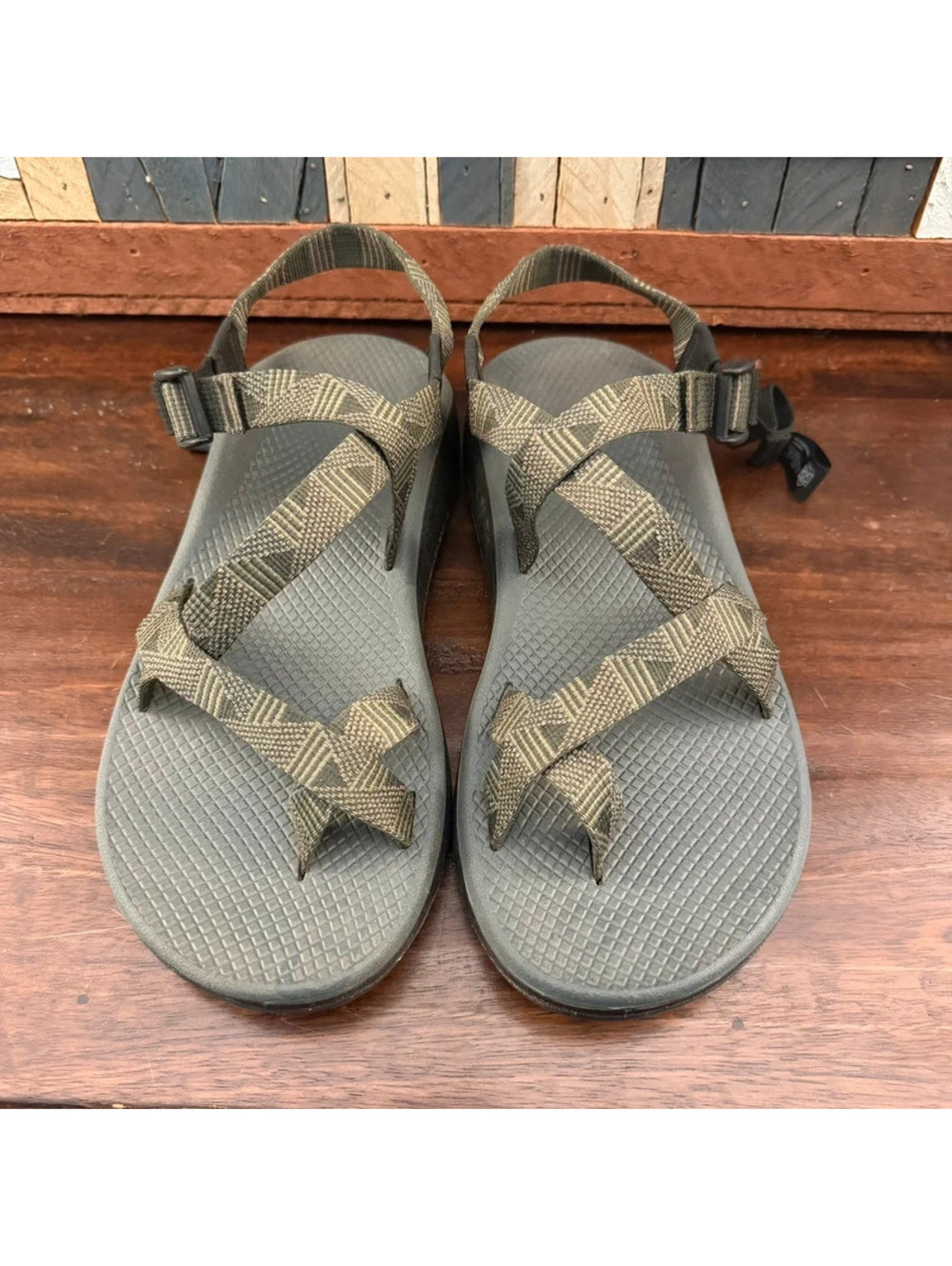 Chaco Z/Cloud 2 Men’s 10 Salute Forest Green Outdoor Hiking Sandals